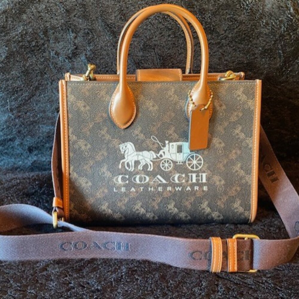 Coach tote/ crossbody bag